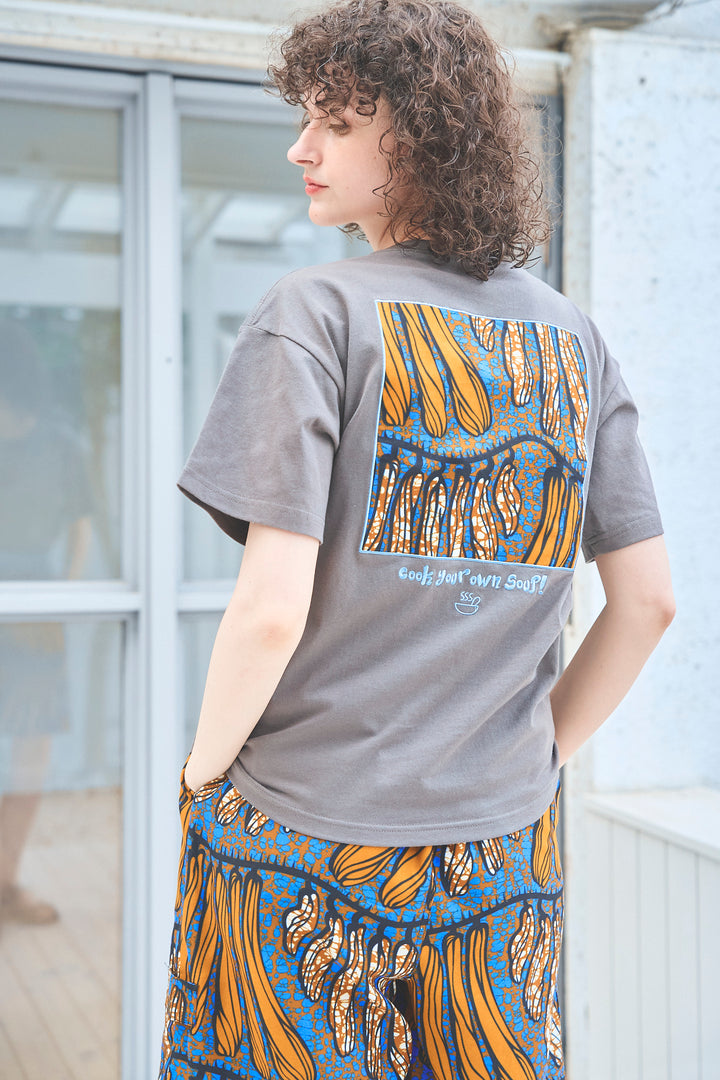 SOUPバックパッチ刺繍T-shirt
