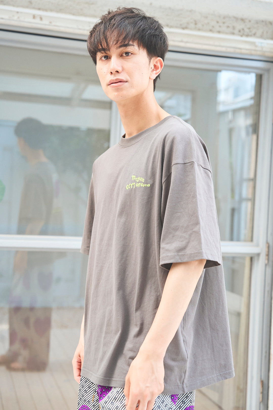 SOUPバックパッチ刺繍T-shirt