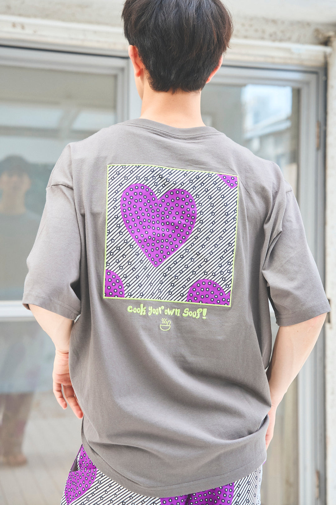 SOUPバックパッチ刺繍T-shirt