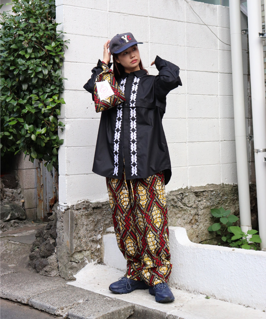 AFRICA ROLLUP PANTS