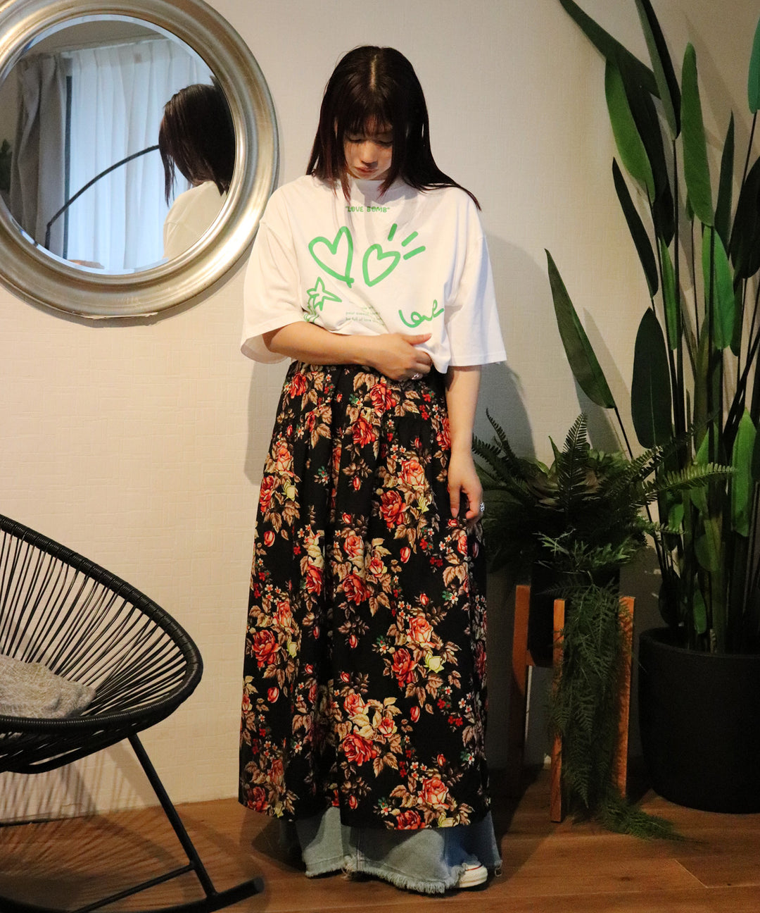 message illustration short T-shirt