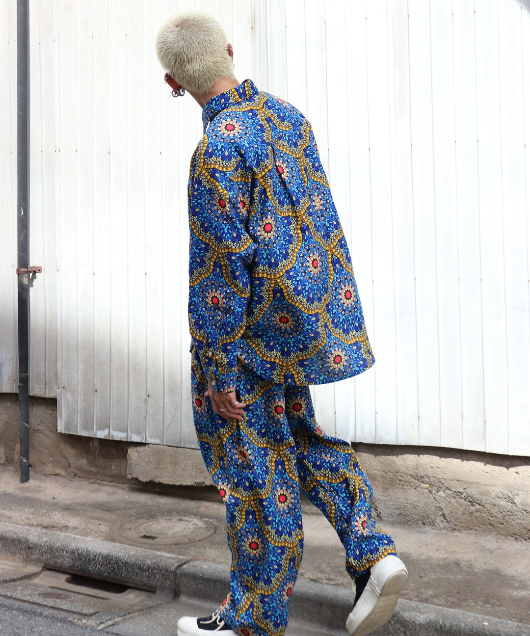 AFRICA OVER SHIRT④