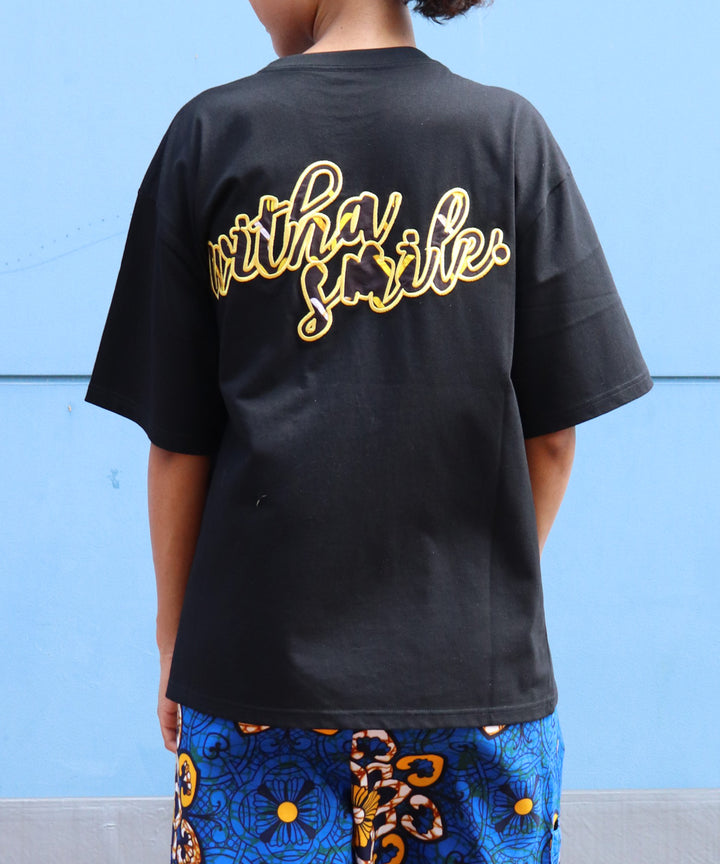 with smileパッチ刺繍Tシャツ