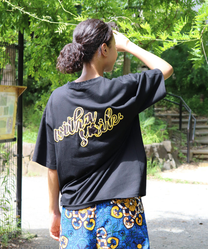 with smileパッチ刺繍Tシャツ