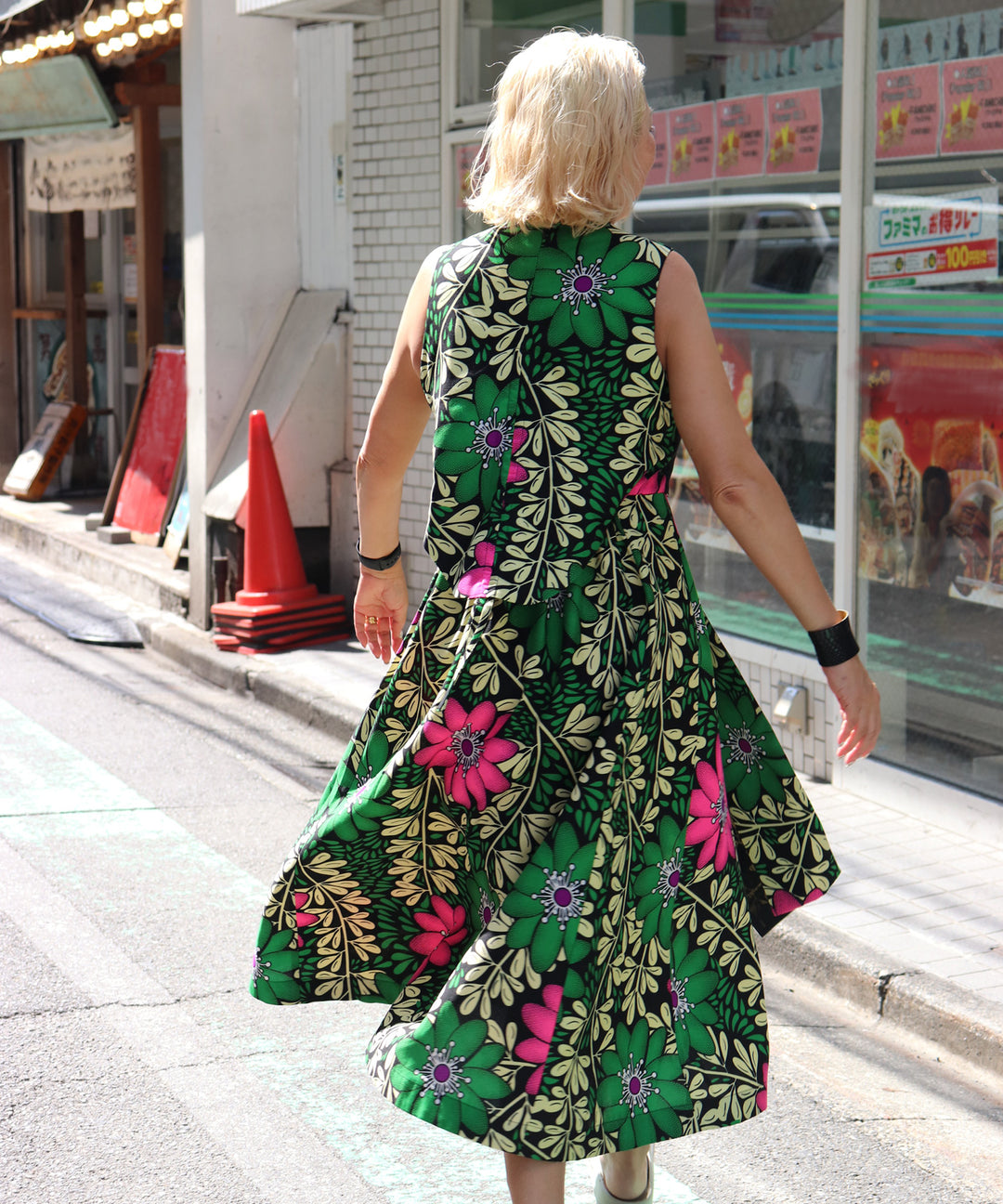 AFRICA BACK OPEN DRESS