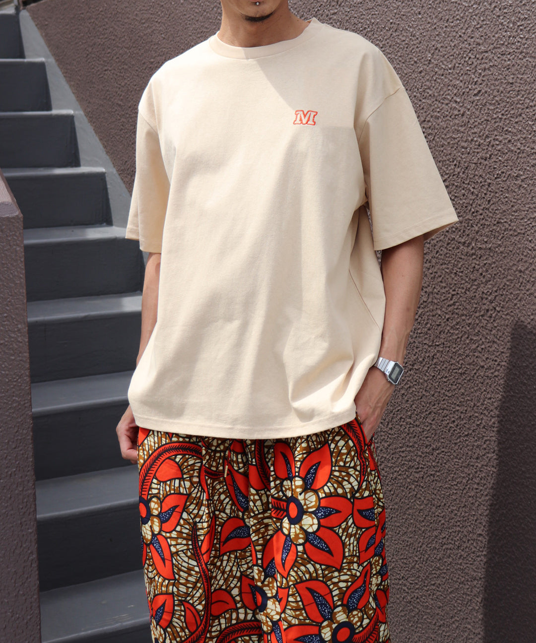 with smileパッチ刺繍Tシャツ