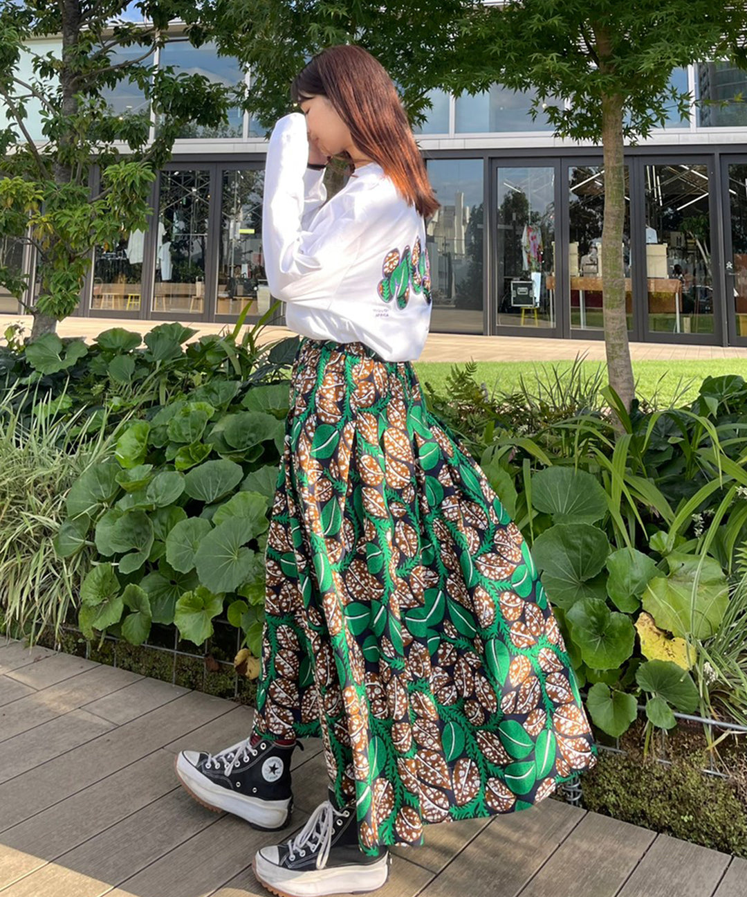 ”moyan"graphic Long Tshirt