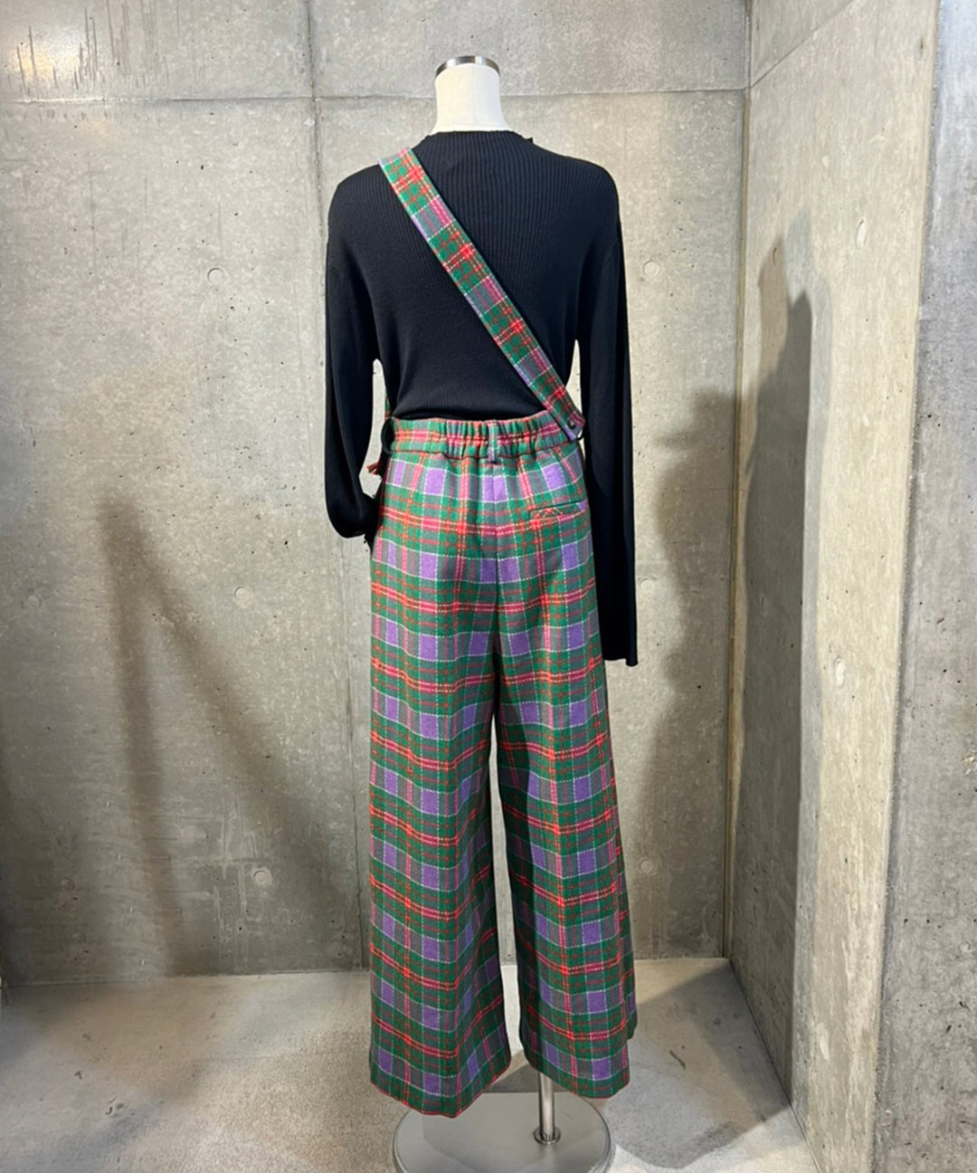 ワンショルベスト風サス付きチェックワイドパンツ