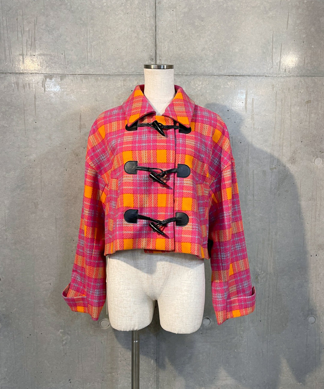 ショートダッフルチェックコート