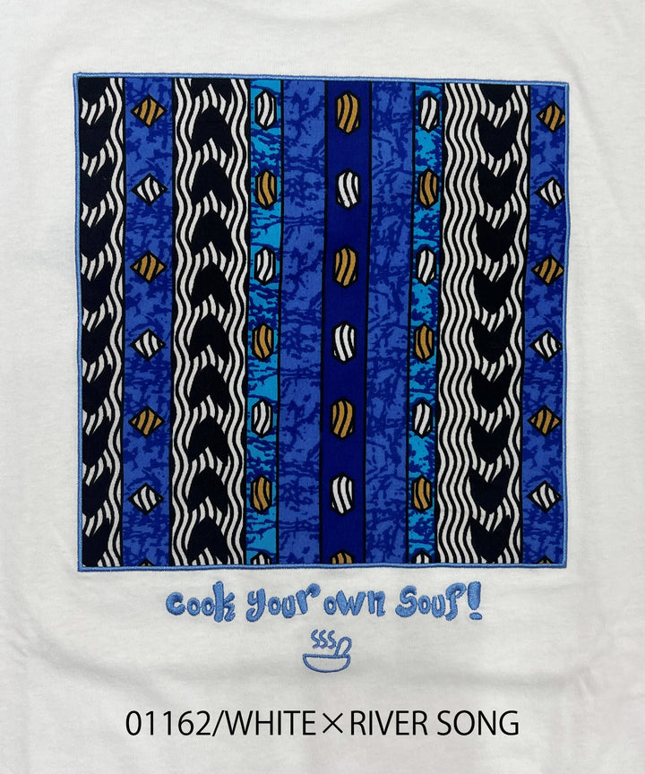 SOUPバックパッチ刺繍T-shirt