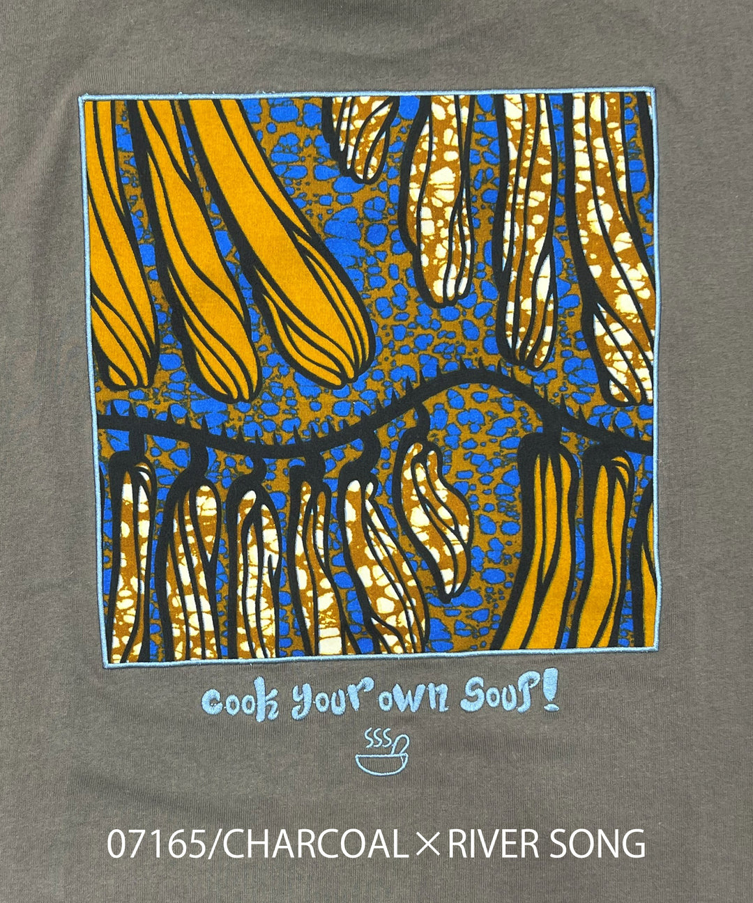 SOUPバックパッチ刺繍T-shirt