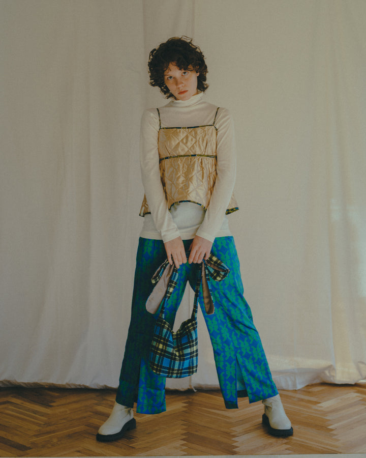 lucky charm print pants(静電気防止機能付き)