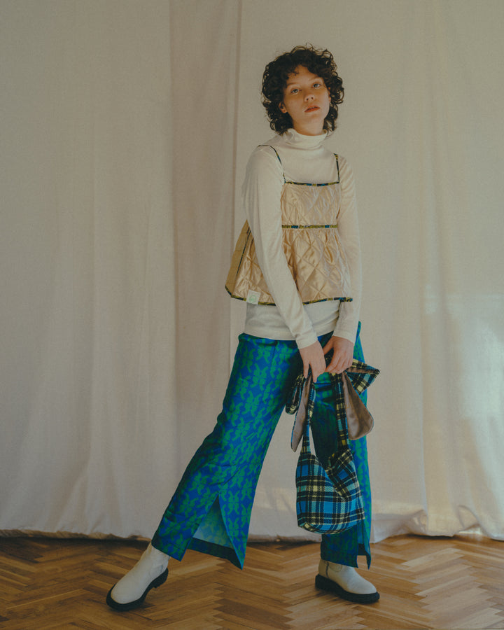 lucky charm print pants(静電気防止機能付き)