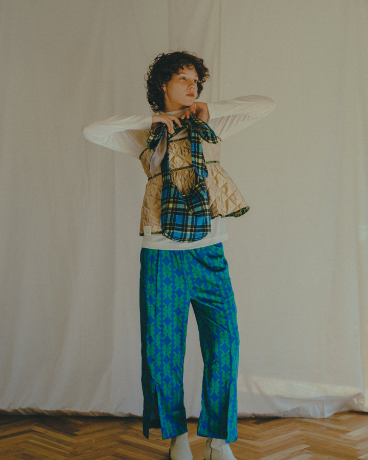 lucky charm print pants(静電気防止機能付き)