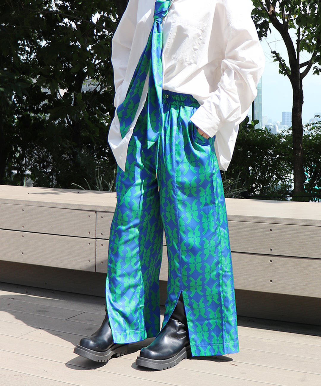 lucky charm print pants(静電気防止機能付き)
