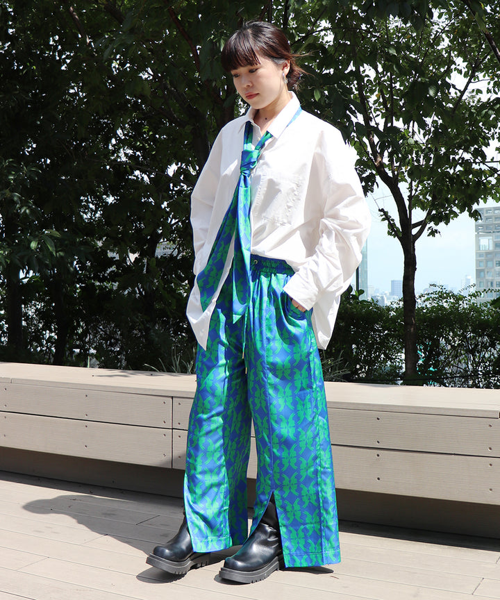 lucky charm print pants(静電気防止機能付き)