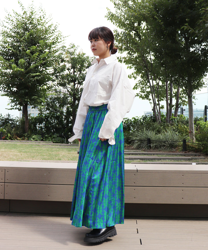 lucky charm print flare skirt(静電気防止機能付き)