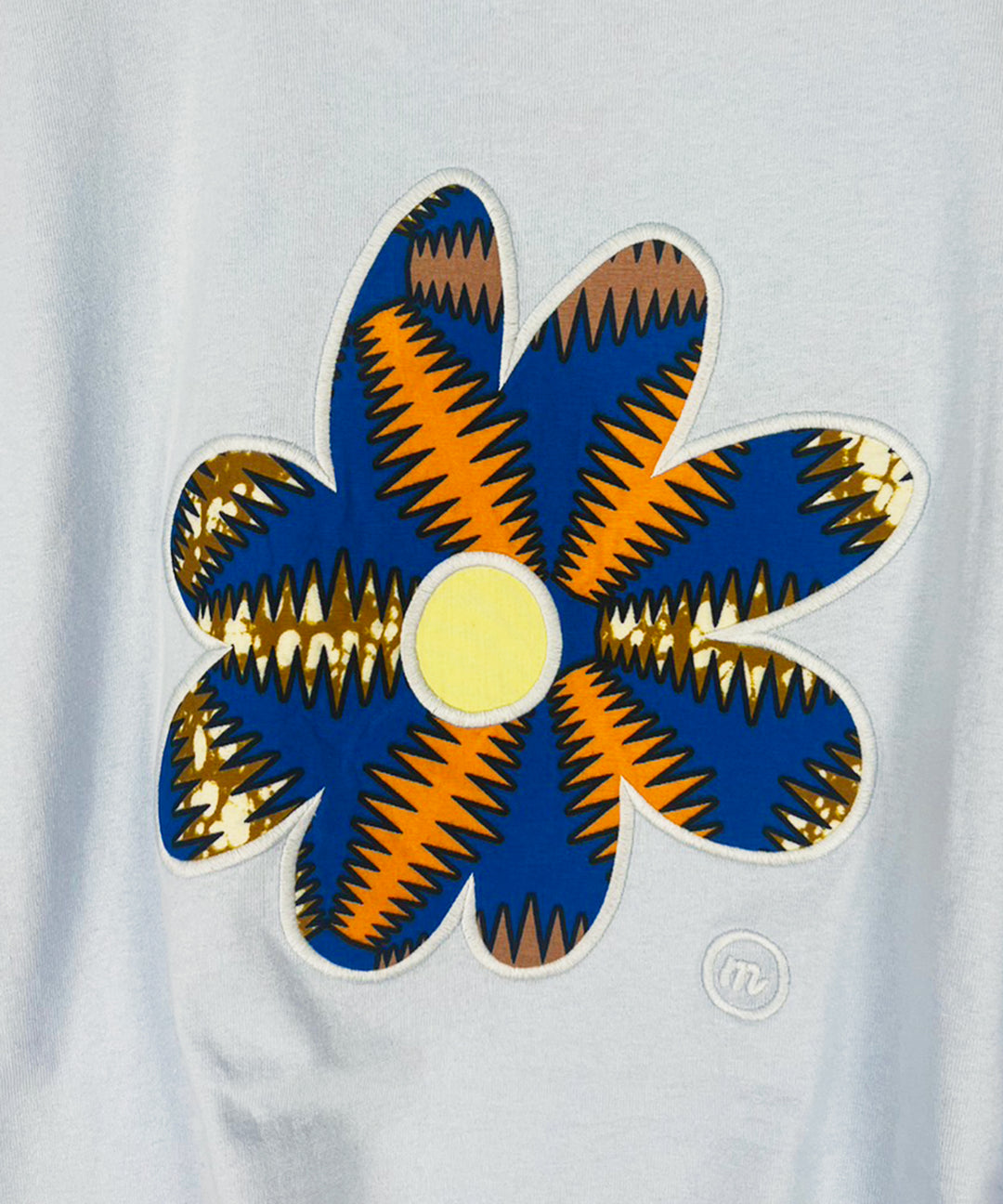 flower patch embroidery T-shirt