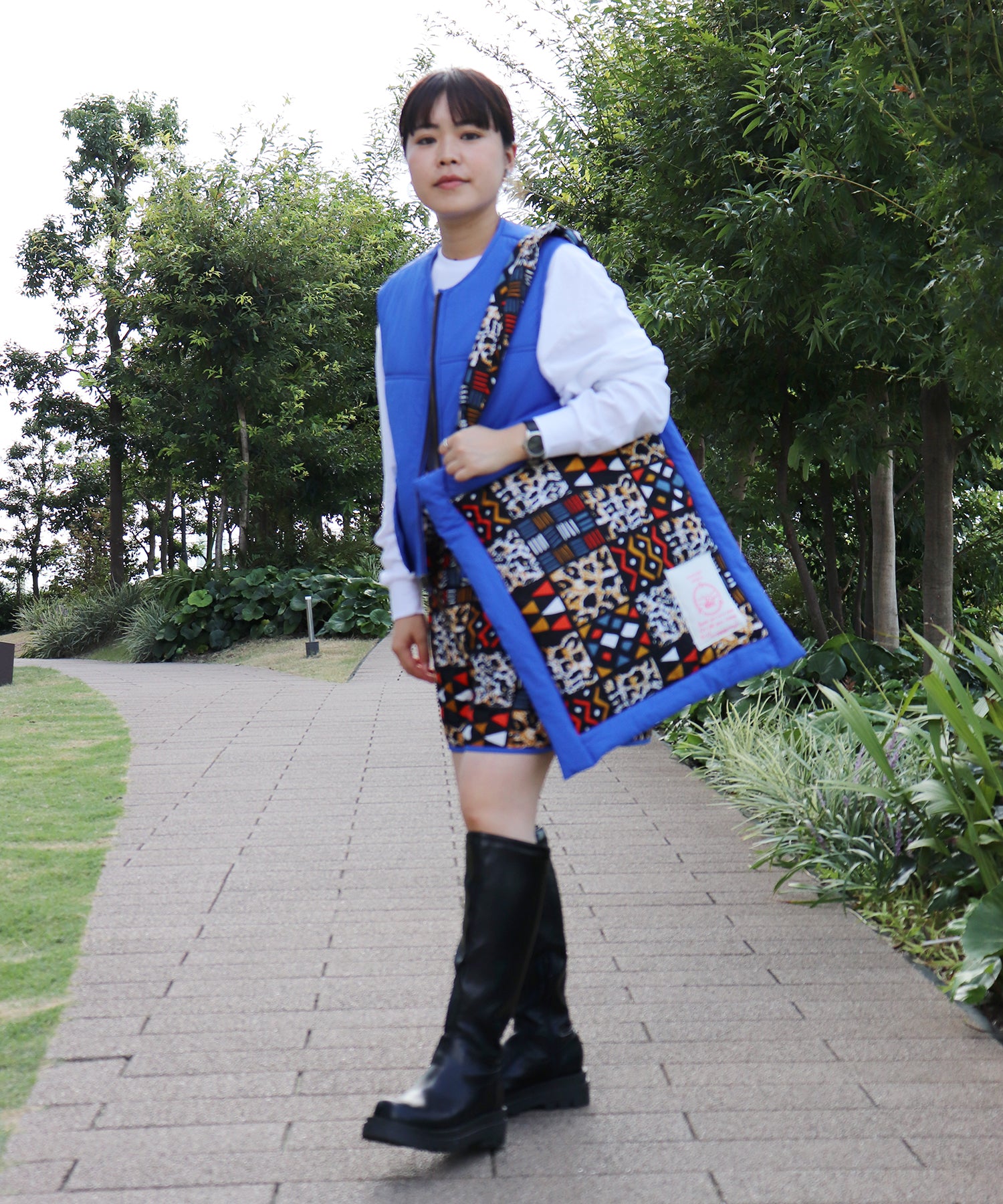 AFRICA REVERSIBLE PADDED VEST – moyan ecri